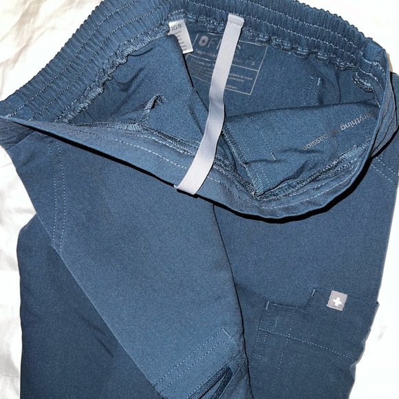 Figs Dark harbor - Picture 5 of 5